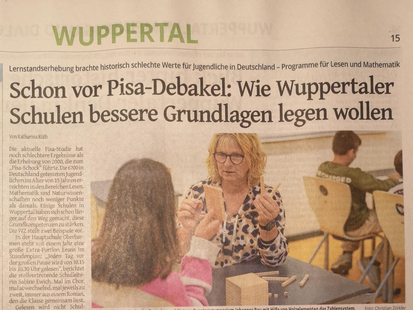 Zeitungsausschnitt aus der WZ: Wie Wuppertaler Schulen bessere Grundlagen legen wollen